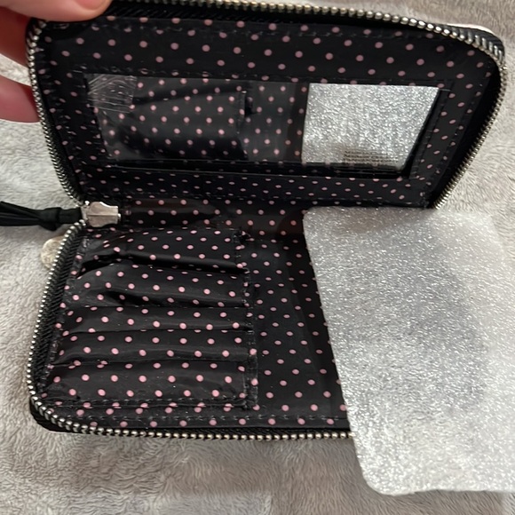 Victoria’s Secret Makeup case - Picture 4 of 6